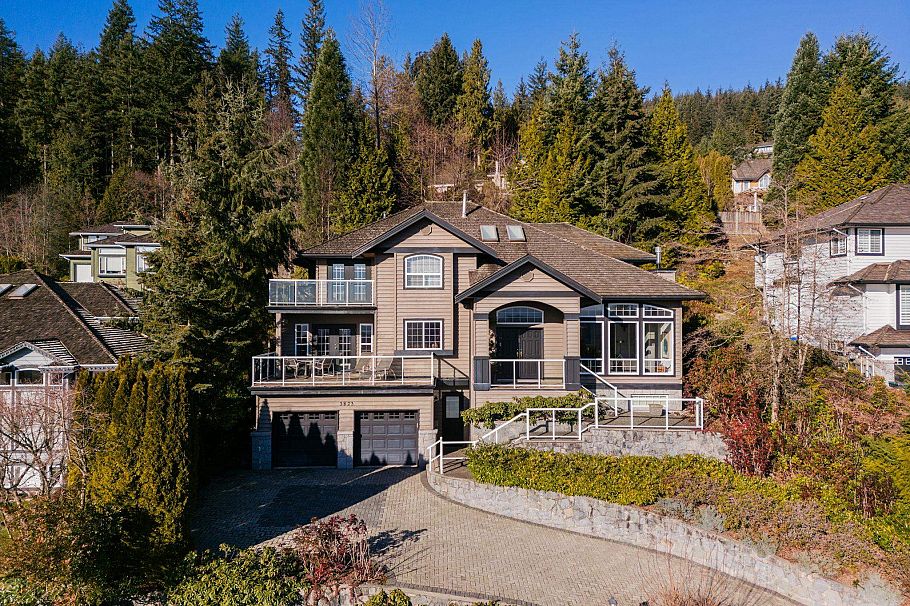 3823 Michener Way North Vancouver, BC - 3