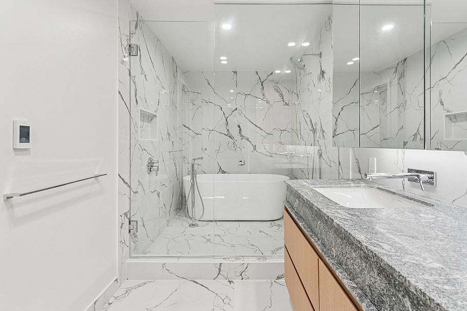 304 3668 W 10th Avenue Vancouver, BC - 29
