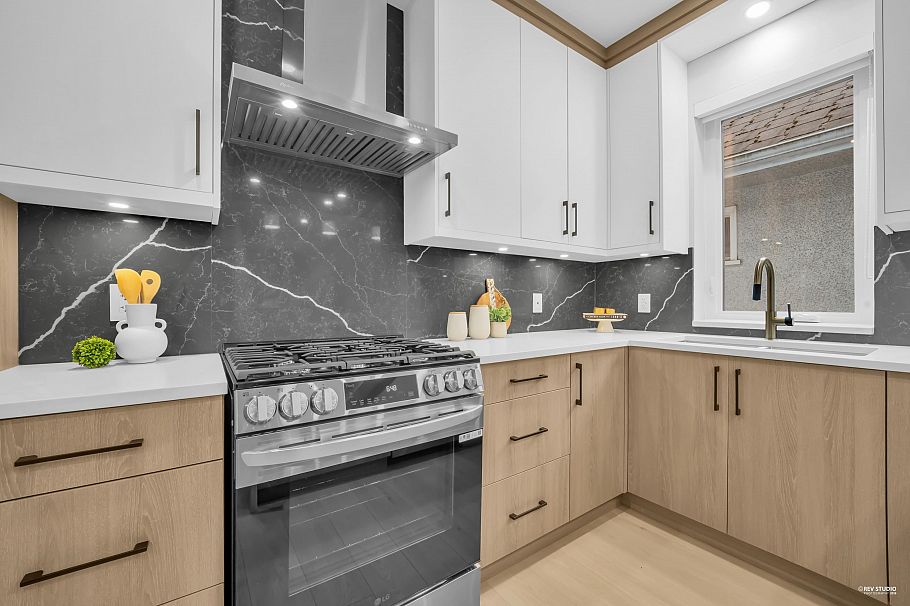 2619 Mcgill Street Vancouver, BC - 12