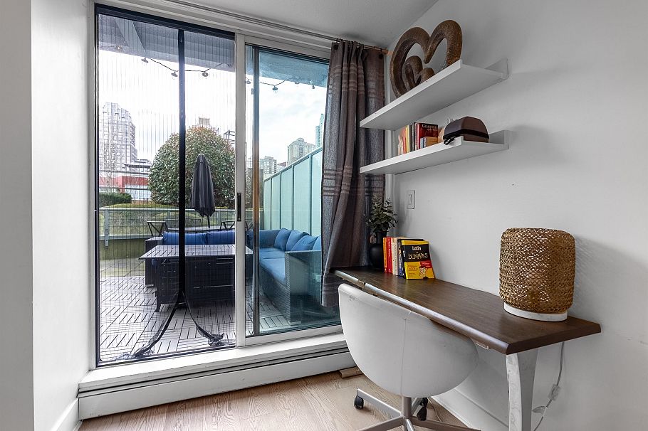 308 1008 Cambie Street Vancouver, BC - 5