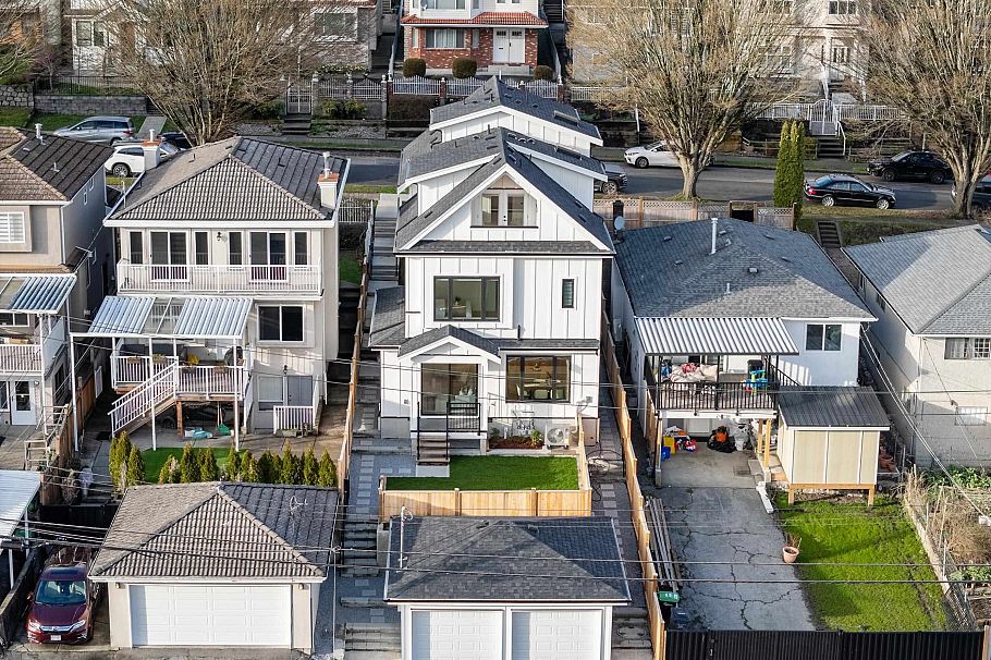 3156-1 E 8th Avenue Vancouver, BC - 29
