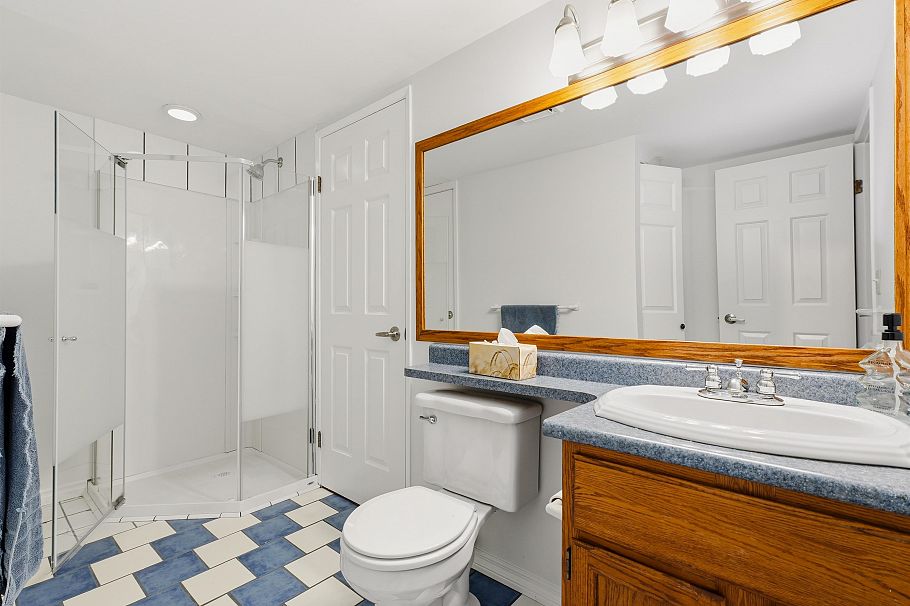 3542 Hurst Place Vancouver, BC - 13