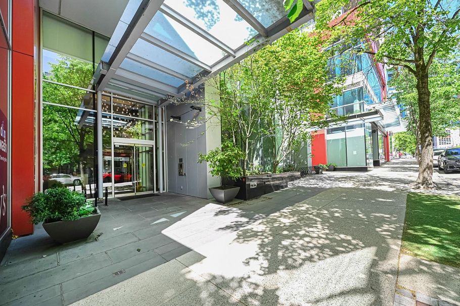 2205 833 Homer Street Vancouver, BC - 31