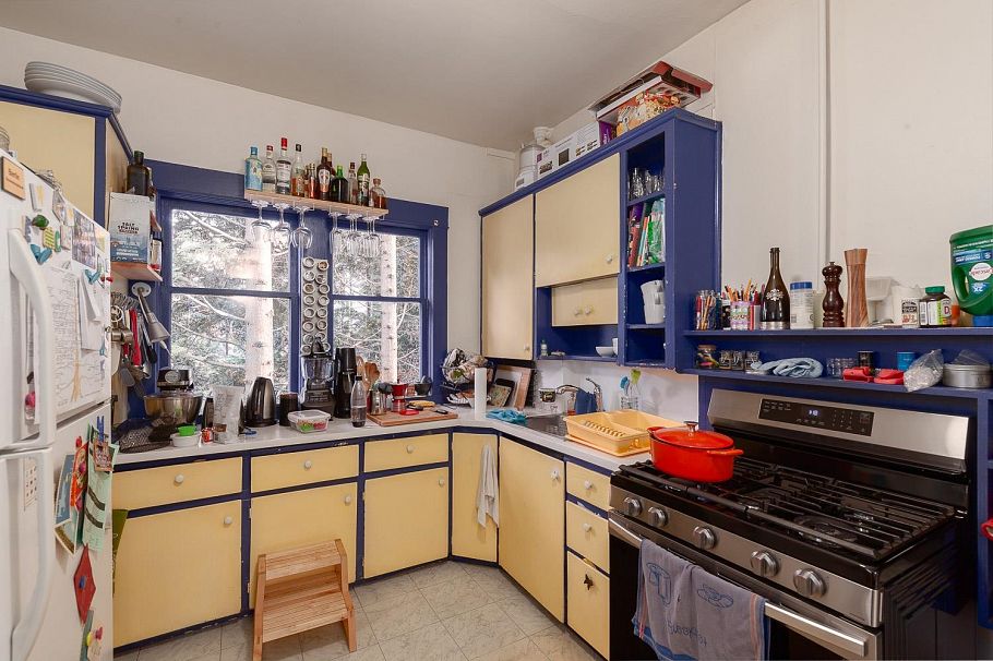 2483 W 6th Avenue Vancouver, BC - 5