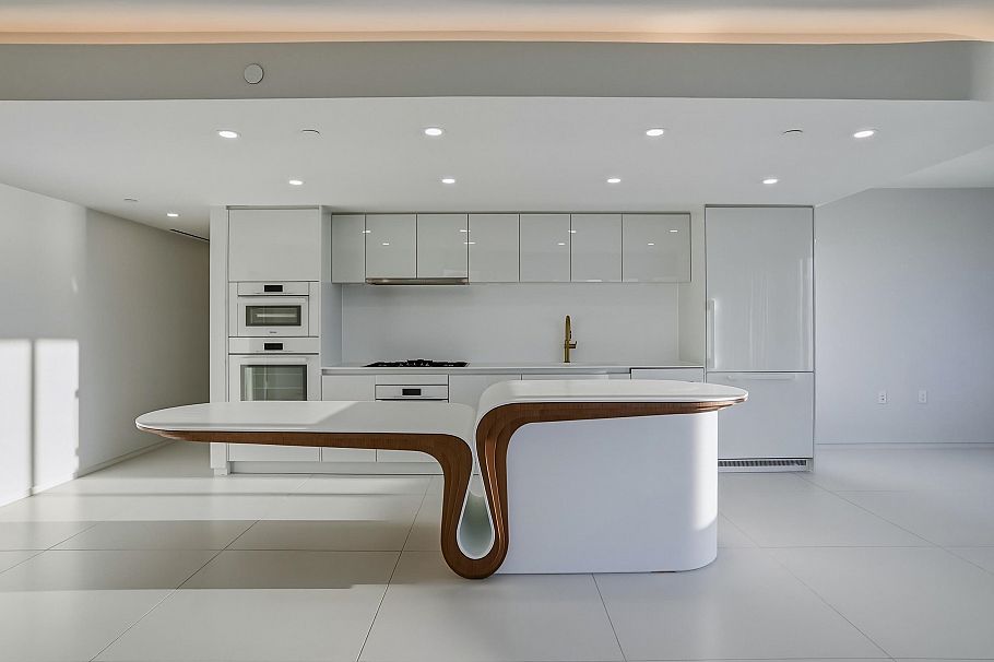 5103 1033 Nelson Street Vancouver, BC - 4