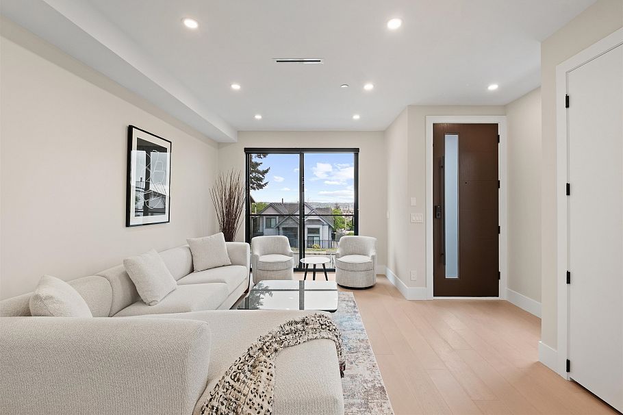 502 E 5th Street North Vancouver, BC - 10