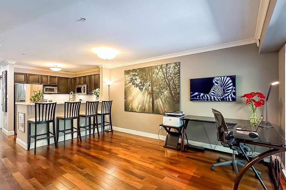 204 2628 Yew Street Vancouver, BC - 3