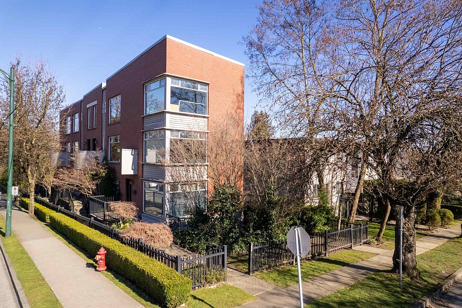 999 W 20th Avenue Vancouver, BC - 19