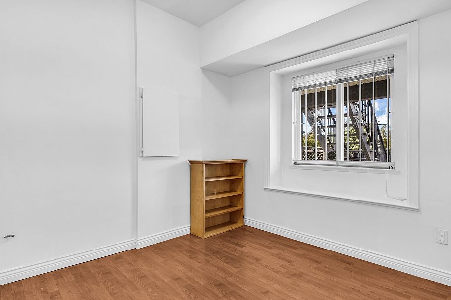 3403 E 26th Avenue Vancouver, BC - 24