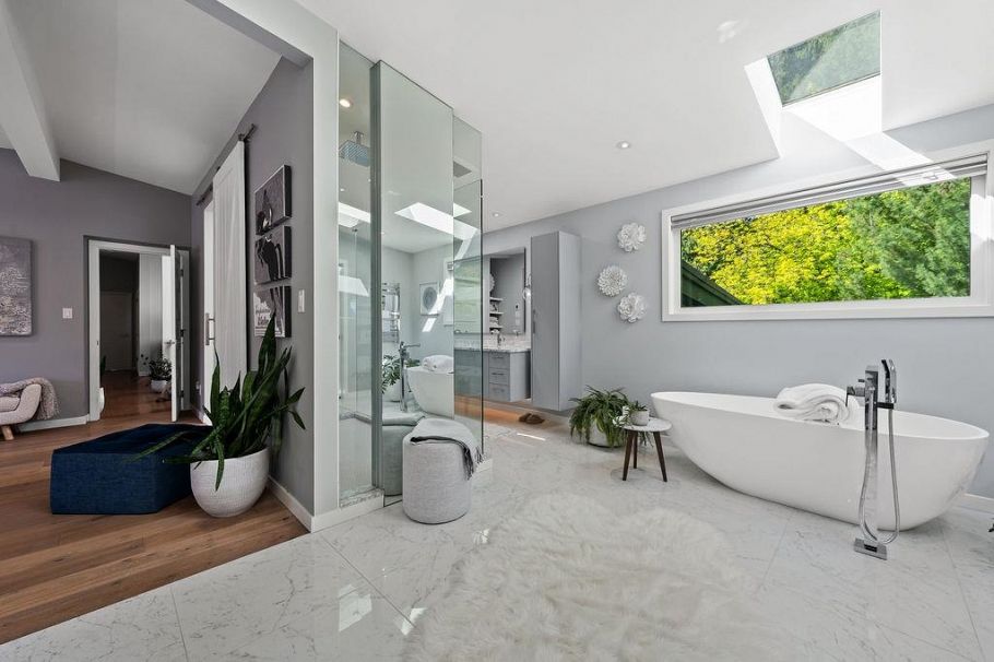 1098 Linnae Avenue North Vancouver, BC - 28