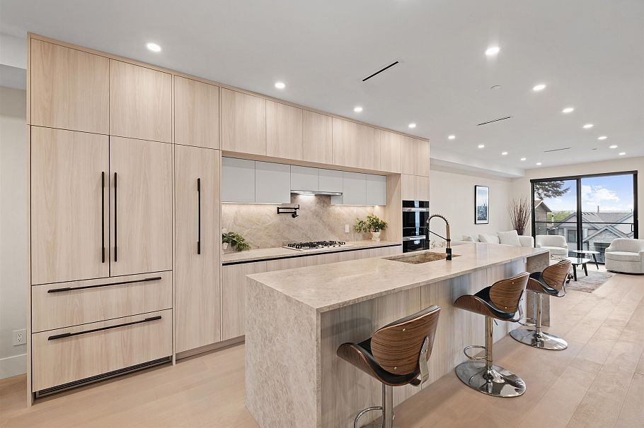502 E 5th Street North Vancouver, BC - 6
