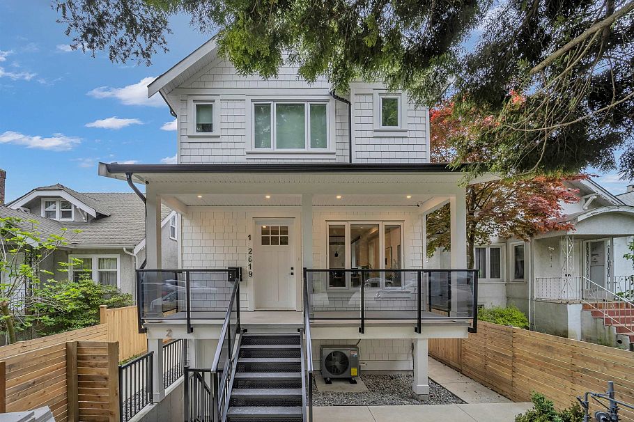 2619 Mcgill Street Vancouver, BC - 2