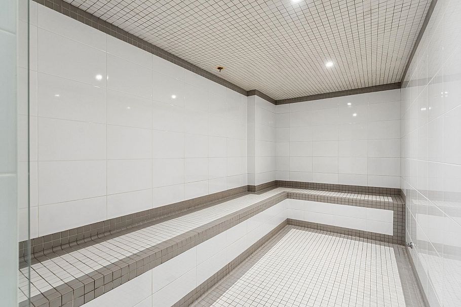 403 2780 Valley Centre Avenue North Vancouver, BC - 27