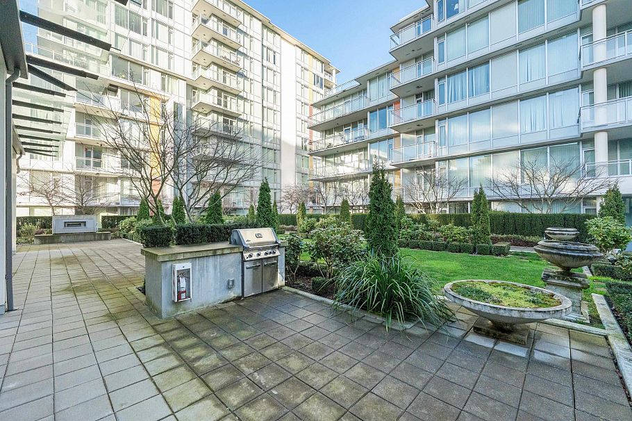808 8628 Hazelbridge Way Richmond, BC - 38
