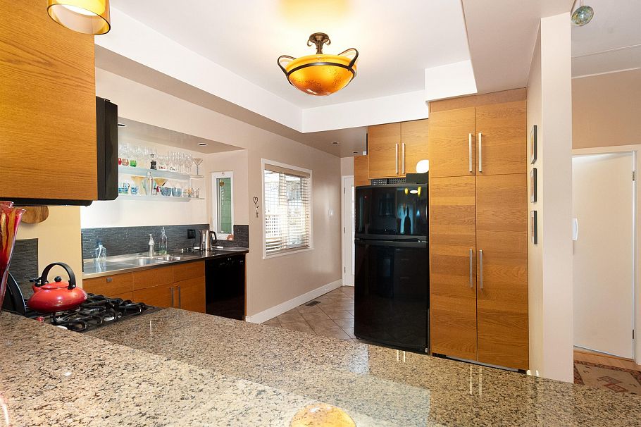 4961 St. Catherines Street Vancouver, BC - 14