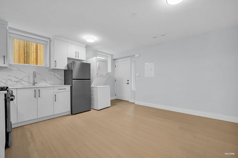 2617 Mcgill Street Vancouver, BC - 30