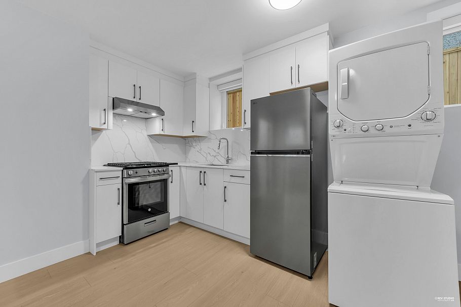 2617 Mcgill Street Vancouver, BC - 31