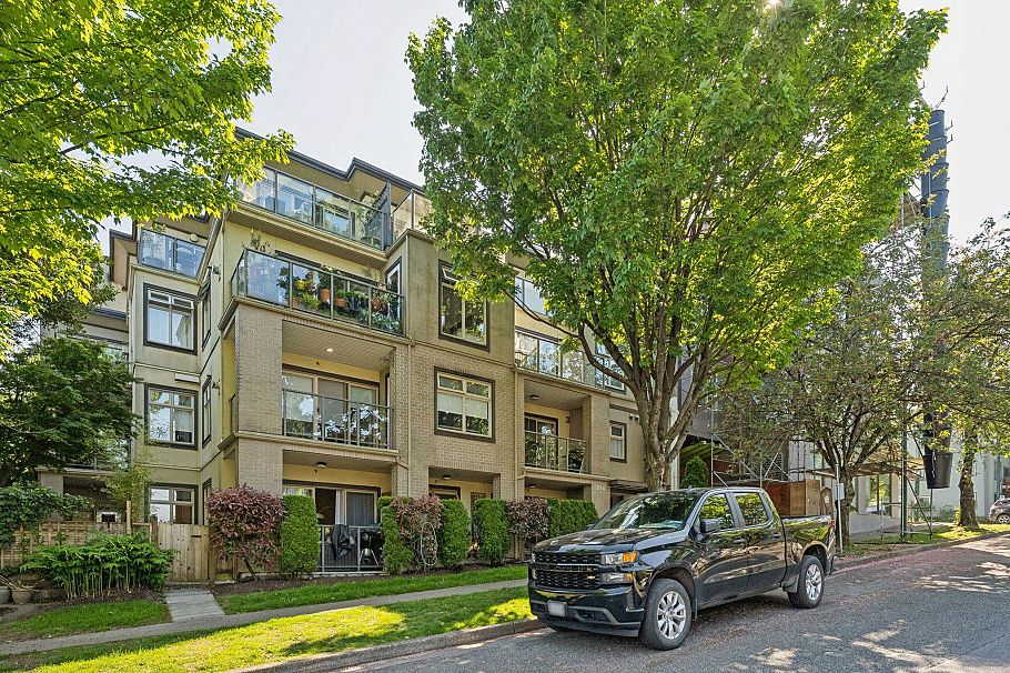 208 988 W 21st Avenue Vancouver, BC - 24