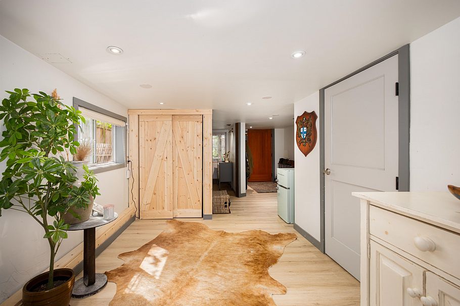 732 E Pender Street Vancouver, BC - 24