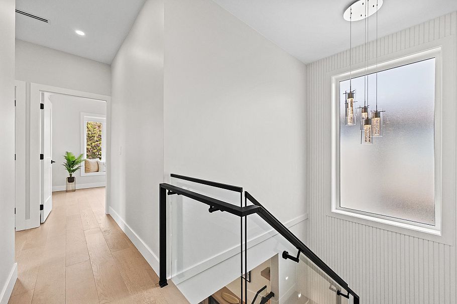 1 8578 Cartier Street Vancouver, BC - 22