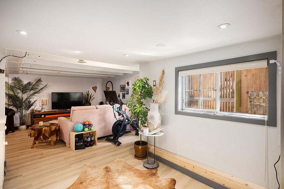 732 E Pender Street Vancouver, BC - 26