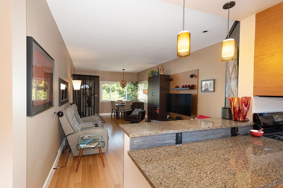 4961 St. Catherines Street Vancouver, BC - 3