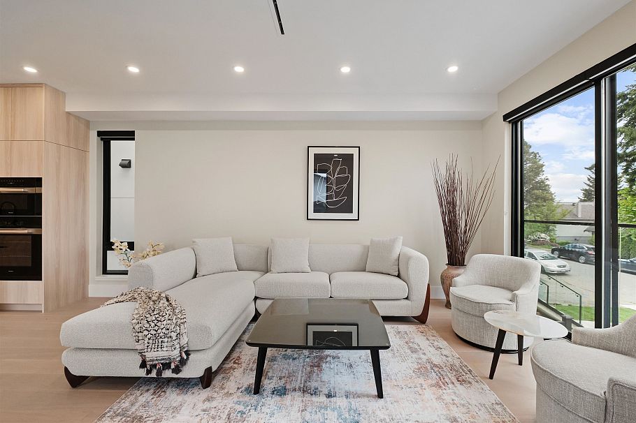 502 E 5th Street North Vancouver, BC - 8