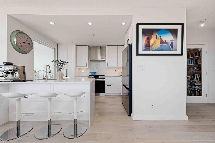 905 2688 West Mall Vancouver, BC - 7
