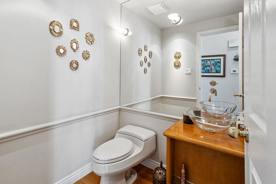 3823 Michener Way North Vancouver, BC - 36