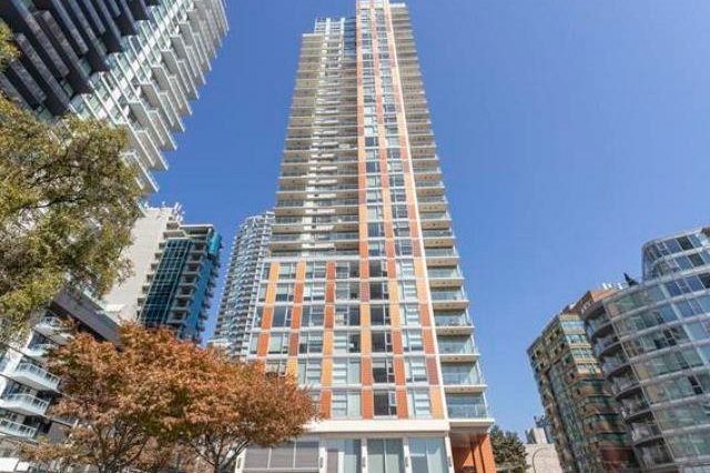 1805 1351 Continental Street Vancouver, BC - 1