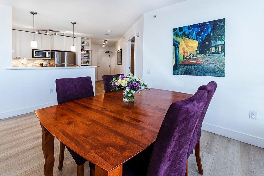 902 124 W 1st Street North Vancouver, BC - 7