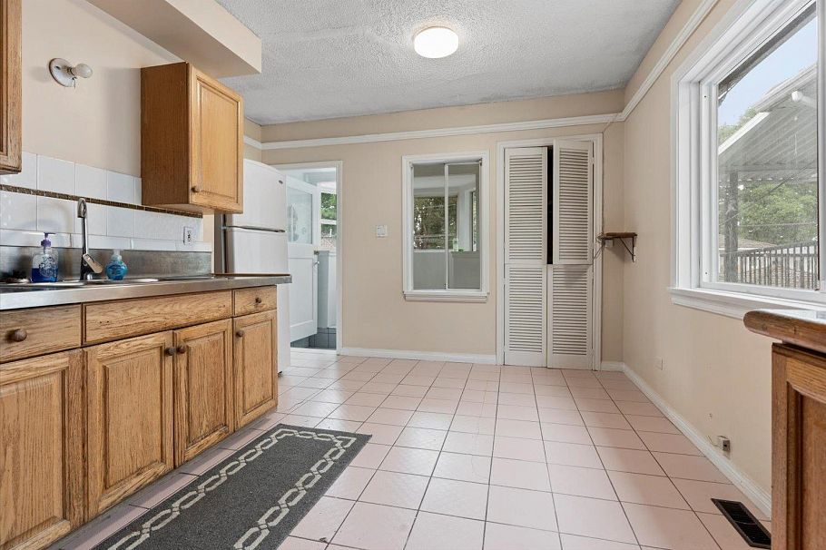 5263 Wales Street Vancouver, BC - 8