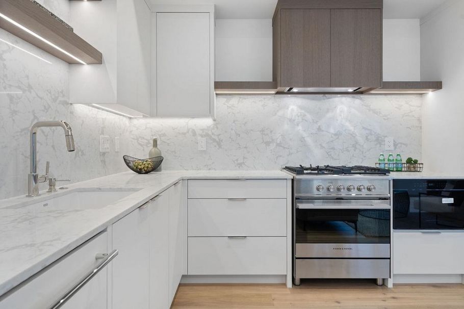 1145 W 33rd Avenue Vancouver, BC - 6