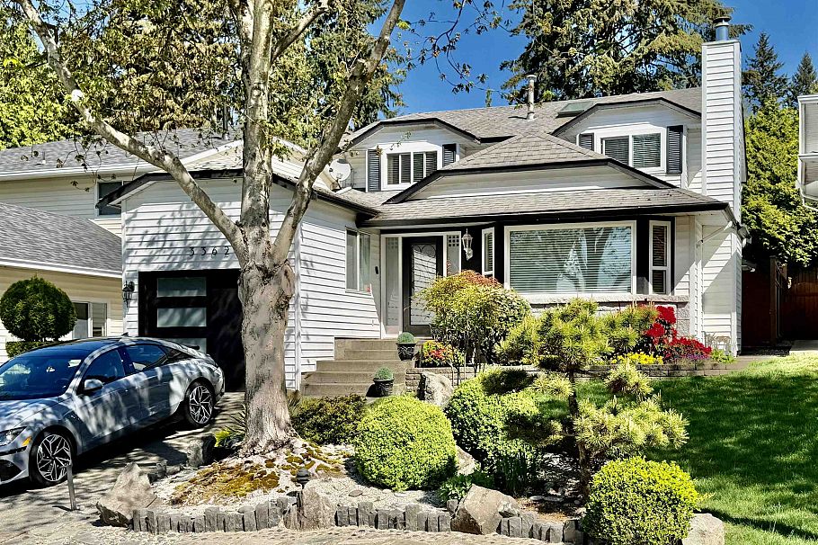 3362 Manning Crescent North Vancouver, BC - 2