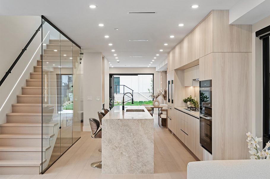 502 E 5th Street North Vancouver, BC - 12
