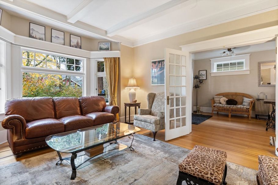1820 W 11th Avenue Vancouver, BC - 6
