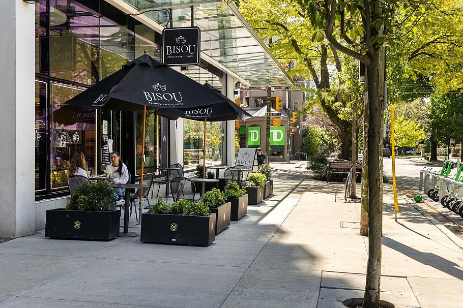 101 1535 Nelson Street Vancouver, BC - 23