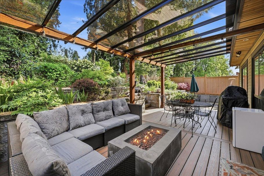 1152 Wellington Drive North Vancouver, BC - 16