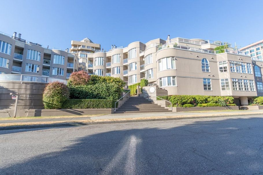 409 1236 W 8th Avenue Vancouver, BC - 2