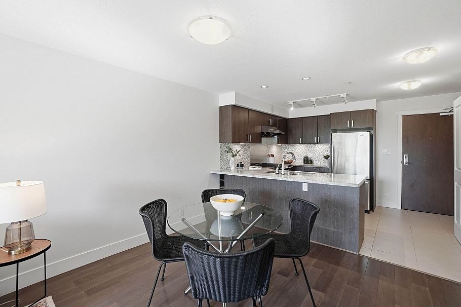 203 1689 E 13th Avenue Vancouver, BC - 5