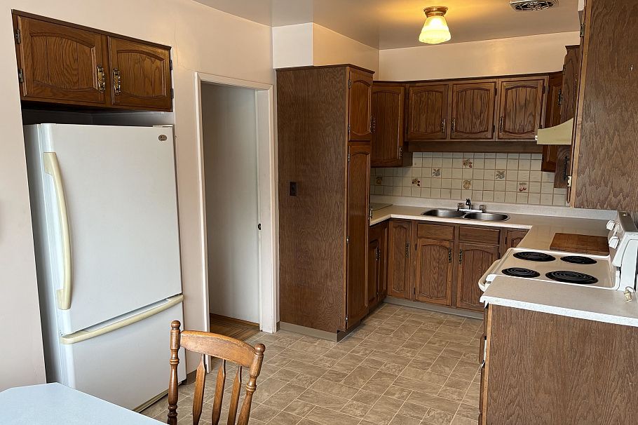 2717 Waverley Avenue Vancouver, BC - 10