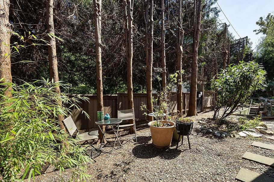 101 1535 Nelson Street Vancouver, BC - 15