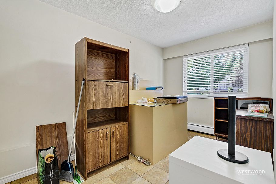 6858 Tyne Street Vancouver, BC - 23