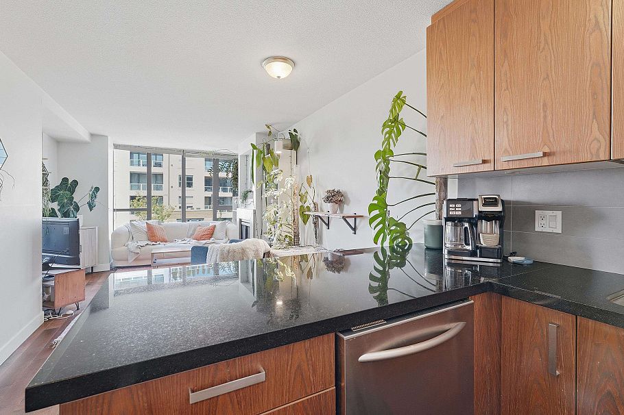 403 3228 Tupper Street Vancouver, BC - 13