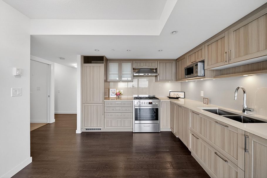 1502 5470 Ormidale Street Vancouver, BC - 10