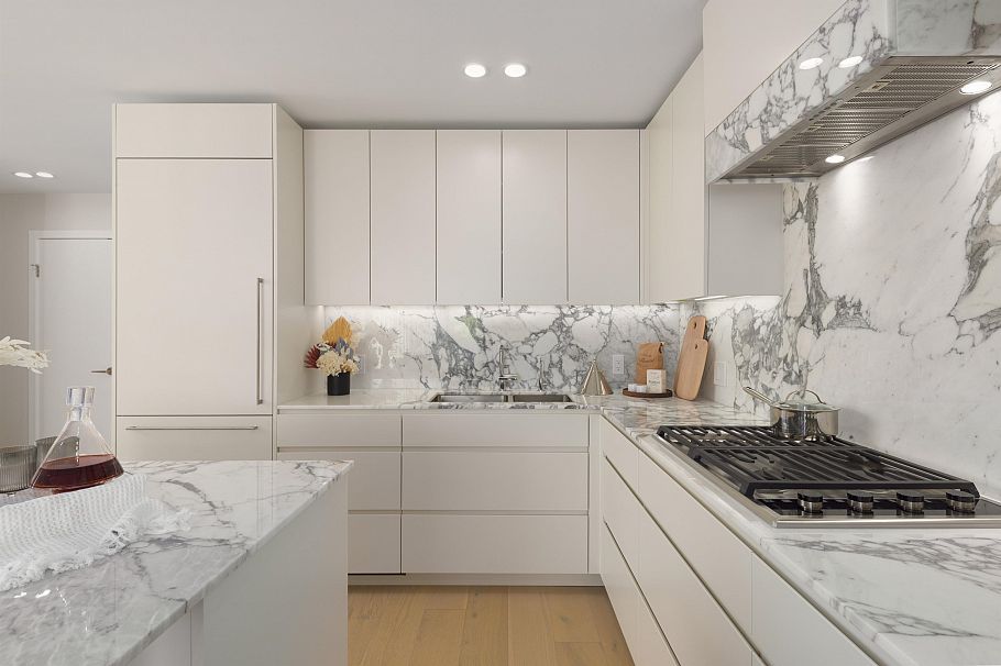 205 3668 W 10th Avenue Vancouver, BC - 5