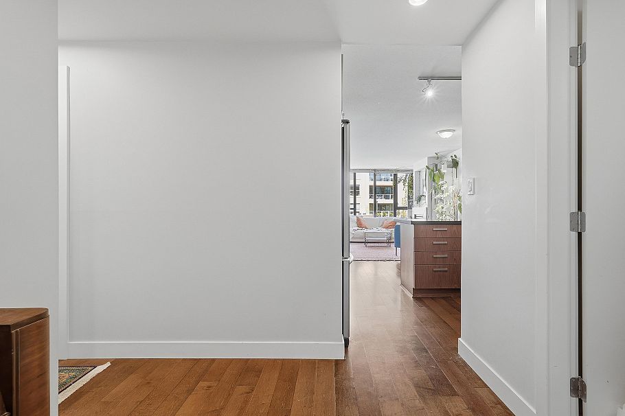 403 3228 Tupper Street Vancouver, BC - 6