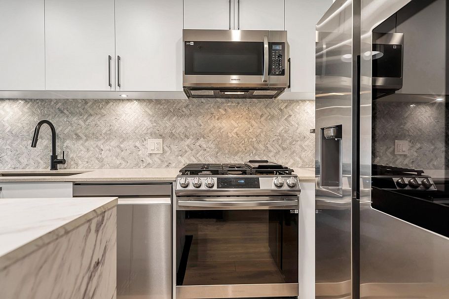 146 545 E 2nd Street North Vancouver, BC - 22