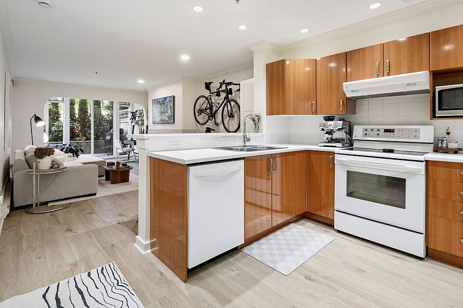 114 155 E 3rd Street North Vancouver, BC - 12
