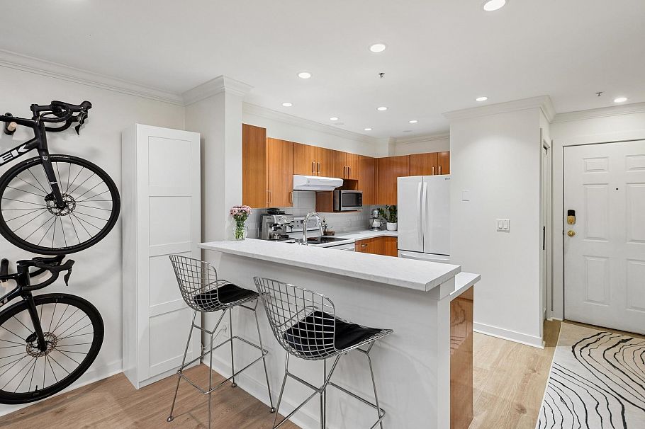114 155 E 3rd Street North Vancouver, BC - 10